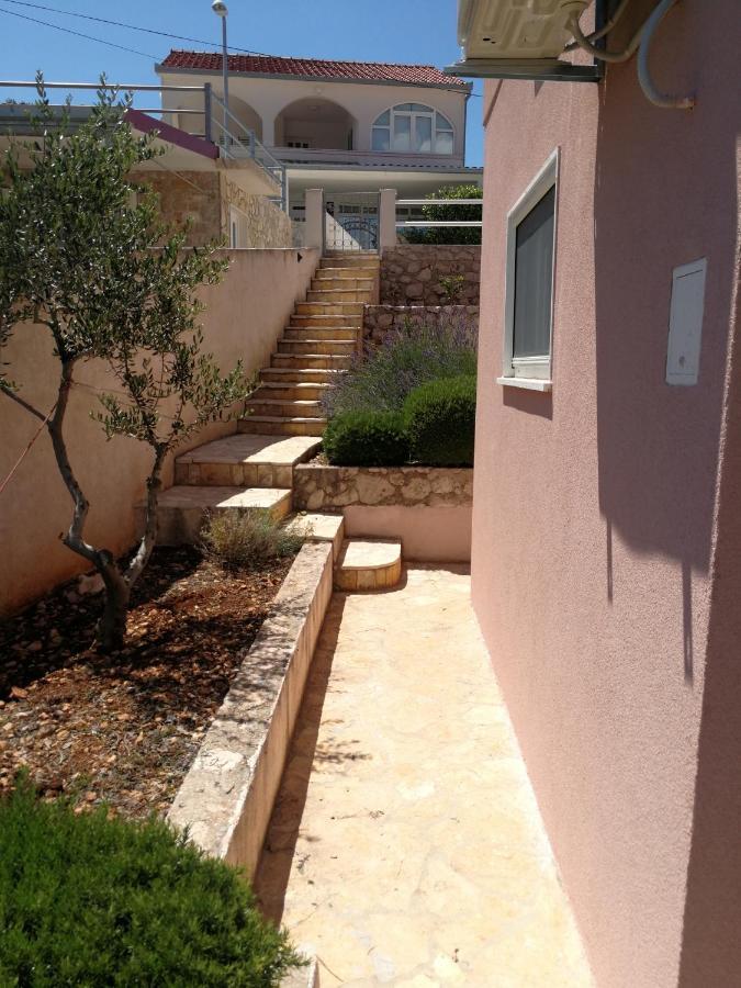 Apartments By The Sea Cove Ostricka Luka, Rogoznica - 13709 外观 照片