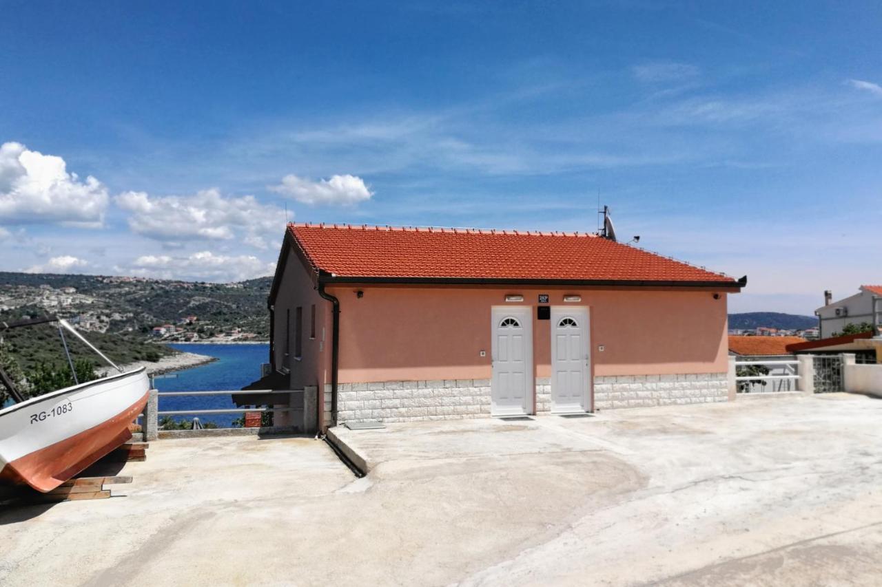 Apartments By The Sea Cove Ostricka Luka, Rogoznica - 13709 外观 照片