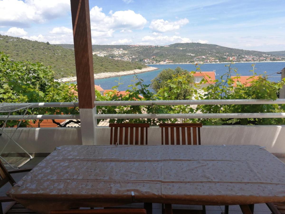 Apartments By The Sea Cove Ostricka Luka, Rogoznica - 13709 外观 照片