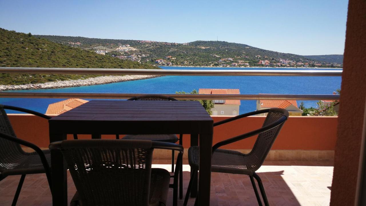 Apartments By The Sea Cove Ostricka Luka, Rogoznica - 13709 外观 照片