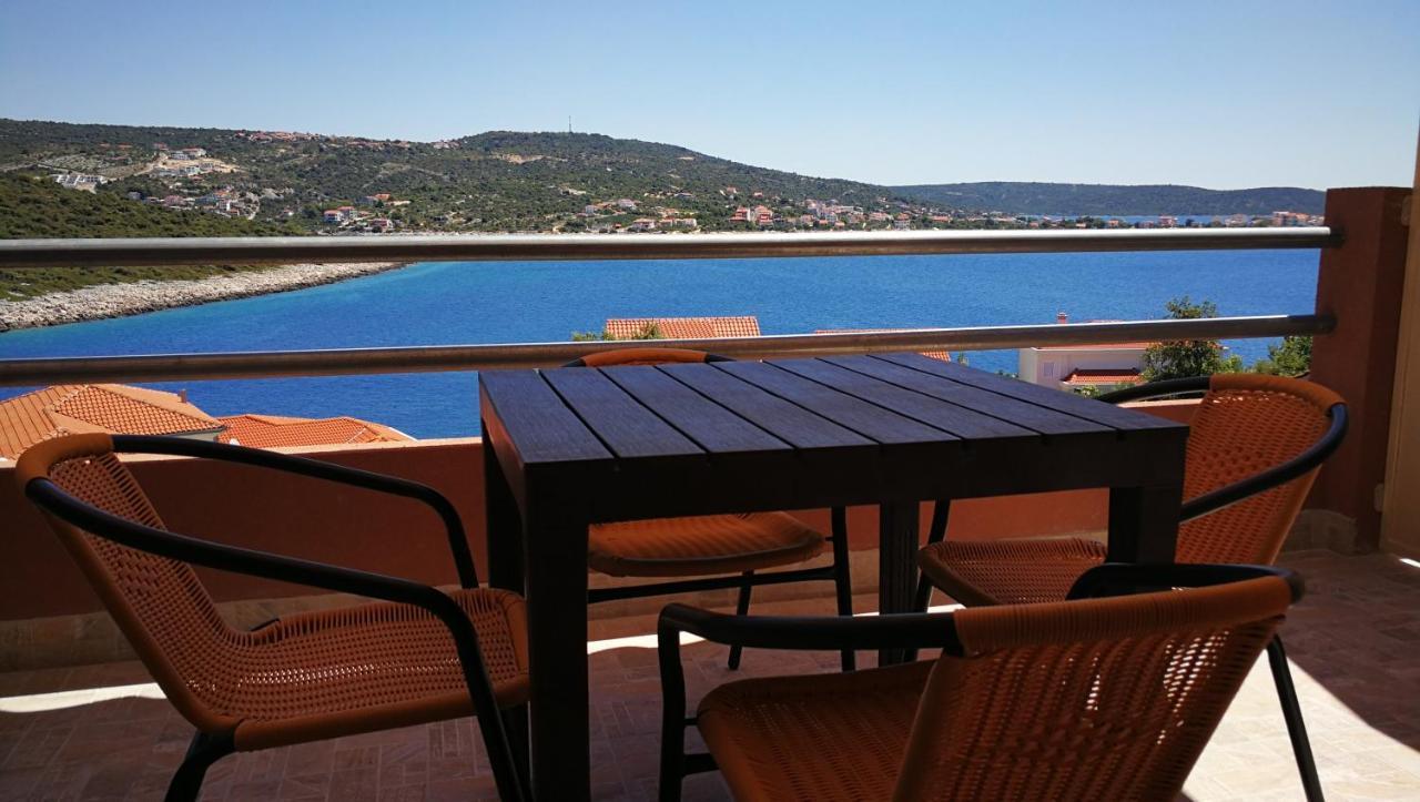 Apartments By The Sea Cove Ostricka Luka, Rogoznica - 13709 外观 照片